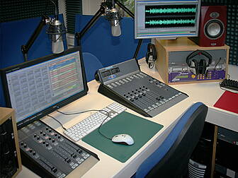 Call for more women on radio